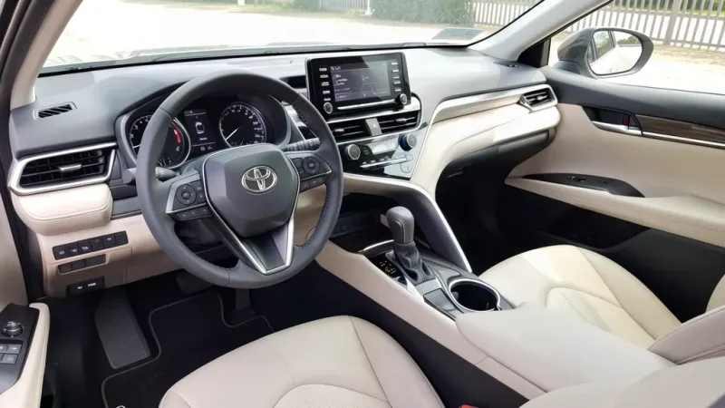 Toyota Camry - Toyota